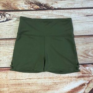 ❤️SOLD❤️Balance Collection Stretch Shorts Mid Rise size S